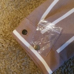 Forever 21 Tops - Forever 21 Taupe V-neck Blouse with White Stripes Forever 21 Tops - Forever 21 Taupe V-neck Blouse with White Stripes